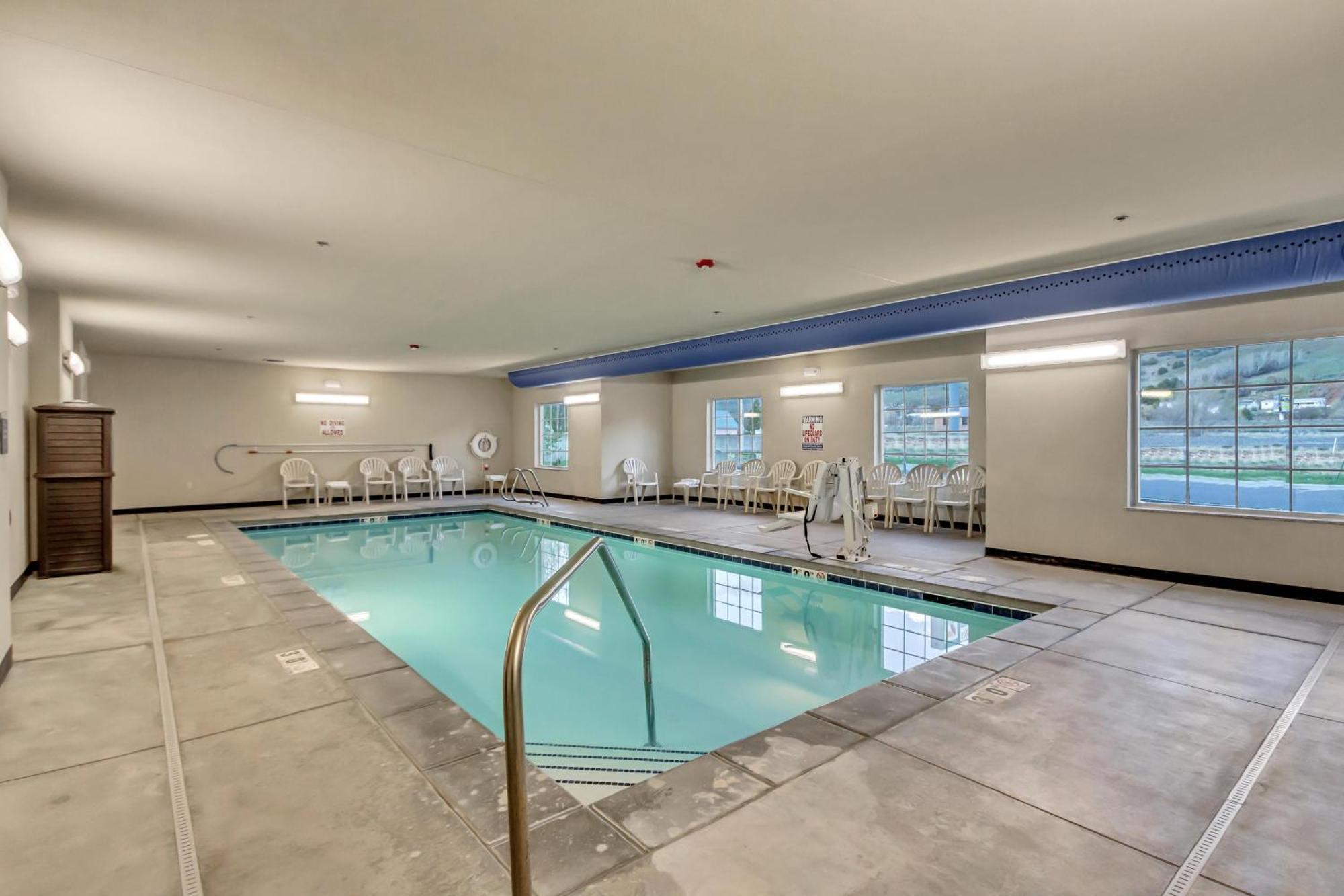 Comfort Inn & Suites Morgan - South Ogden Esterno foto